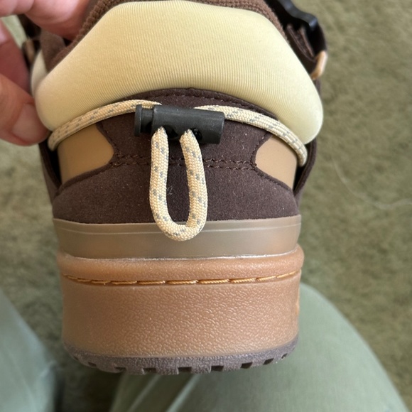 ADIDAS X BAD BUNNY Forum Low The First Cafe - Picture 6 of 9